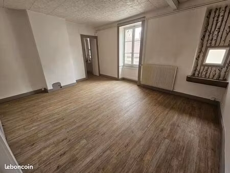 immeuble 9 pièces 322 m²
