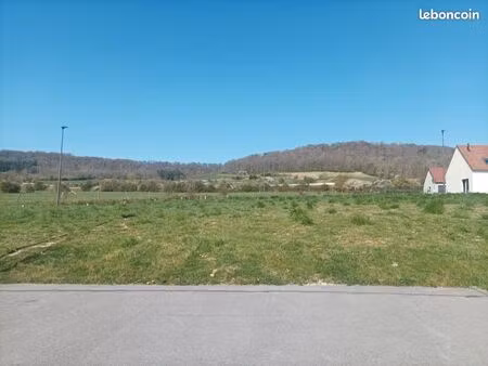 terrain 377 m² bouttencourt