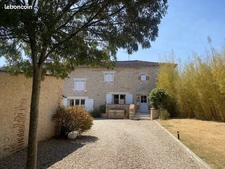 propriété 7 pièces 280 m²