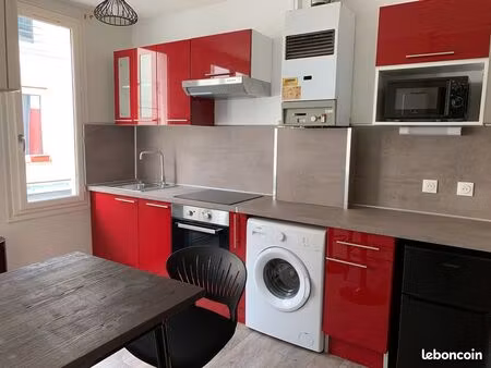 t1 bis 31 m2 dans petit immeuble  hypercentre
