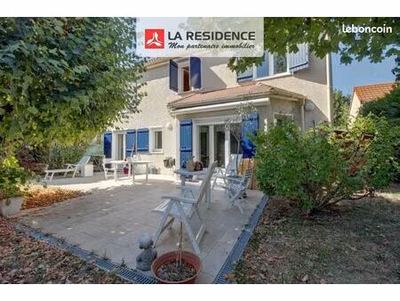 maison 6 pièces 136 m²