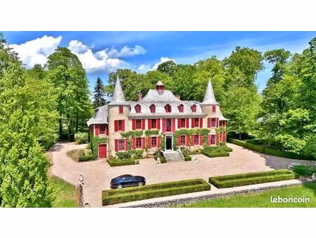 château 21 pièces 660 m²