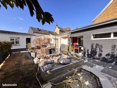 maison 6 pièces 132 m²