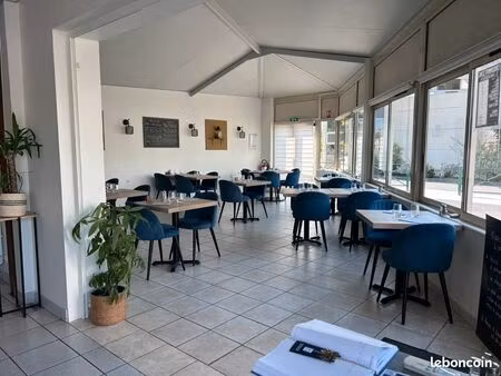 fond de commerce restaurant- centre bourg de vineuil
