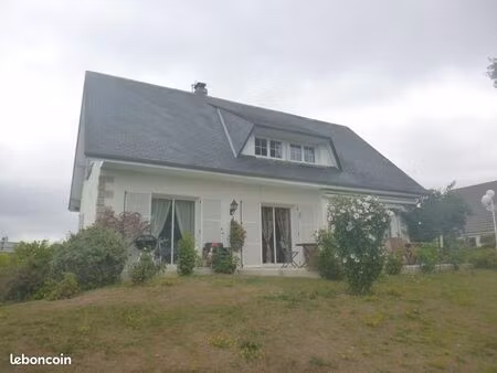 pavillon 7 pièces 142 m²