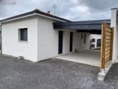 maison meublée mitoyenne de type f4