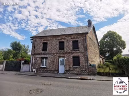 maison 8 pièces 172 m²