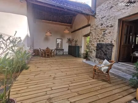 maison de famille dans un écrin de verdure et rénovation d’exception au calme absolu – sol