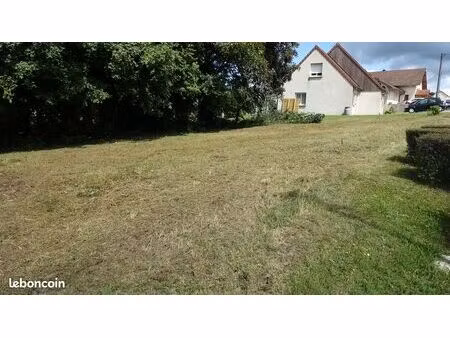 terrain constructible à le vernois