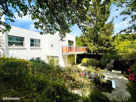 maison 7 pièces 167 m²