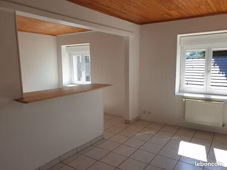 appartement t3 1er étage araules (10 min yssingeaux)