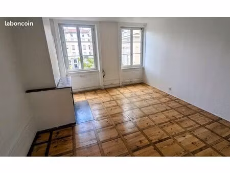 locaux prof rénovés 132m2 hyper centre