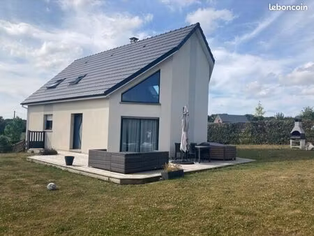 ? maison contemporaine avec plafond cathédrale –145 m² exploitables– sous-sol complet – te