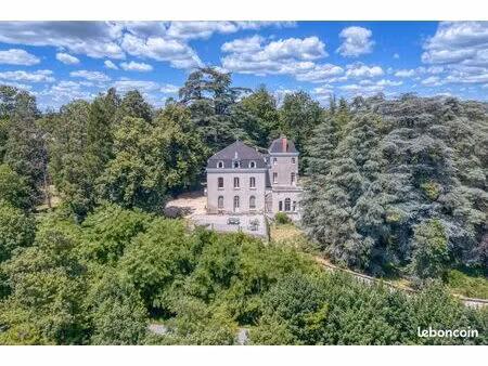 propriété 17 pièces 528 m²
