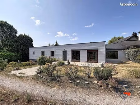 maison 6 pièces 217 m²
