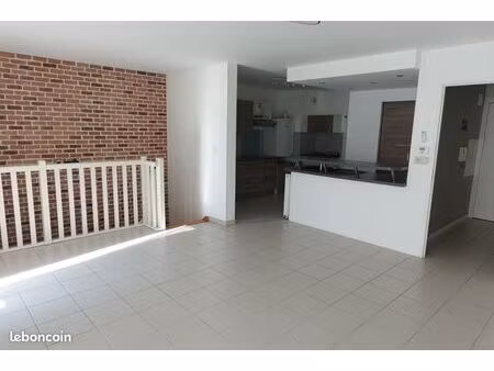 blagnac centre – rare t3 en duplex inversé 76 m² – jardin privatif & box
