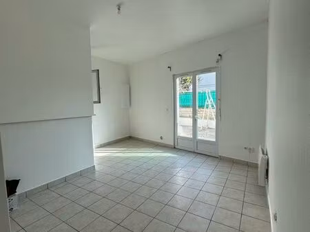 ? appartement 2 pièces à louer