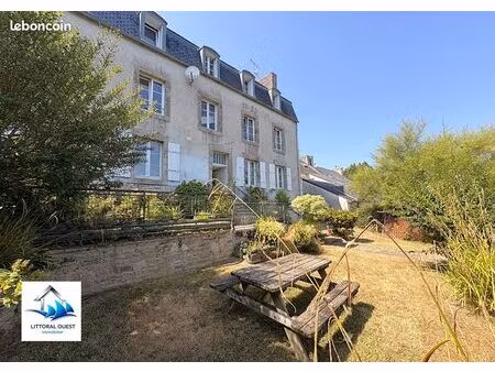 immeuble 15 pièces 358 m²