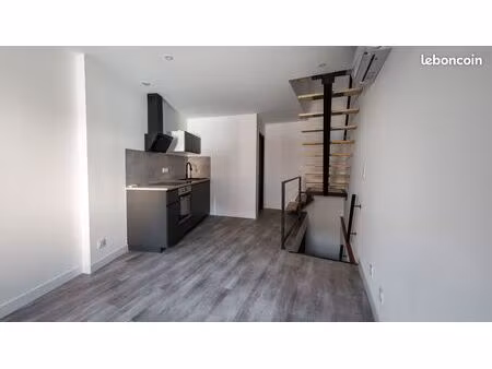 maison de ville 2 niveaux 70m²