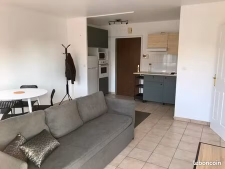 t2 meublé avec balcon et parking - 38m2