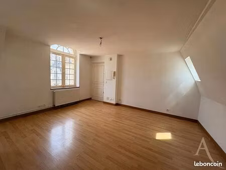 appartement 3 pièces 55 m²