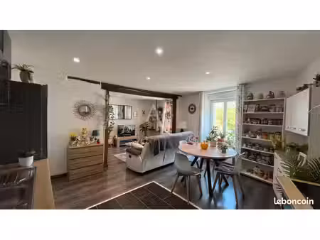 appartement 3 pièces 56 m²