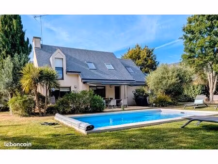 maison familiale avec piscine
