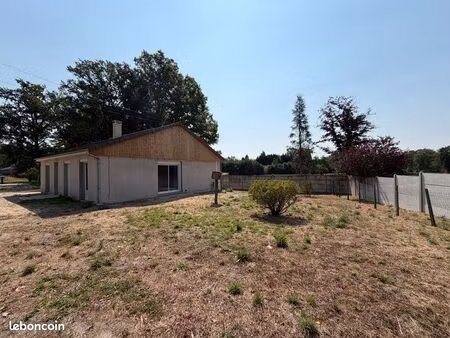 maison 3 ch  terrain 1100 m2