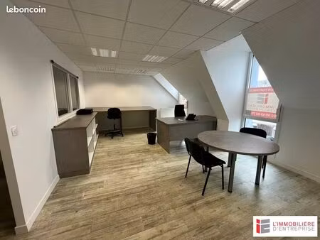 bureaux 56 m²