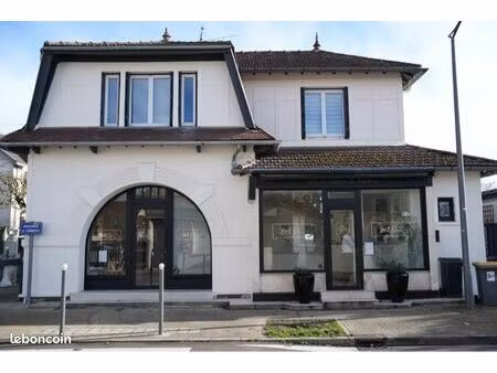 à vendre – deux fonds de commerce – aubergenville (78)