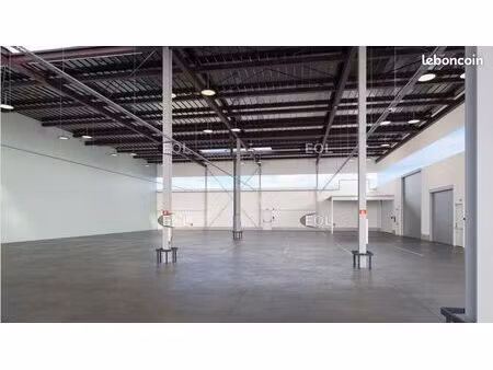 local industriel 3 969 m²