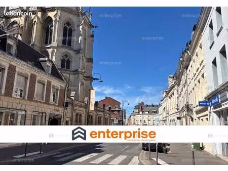 local commercial 70 m²