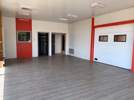 local activite a louer ou a vendre
