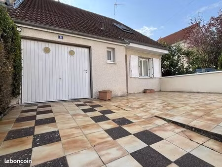 pavillon 4 pièces 88 m²
