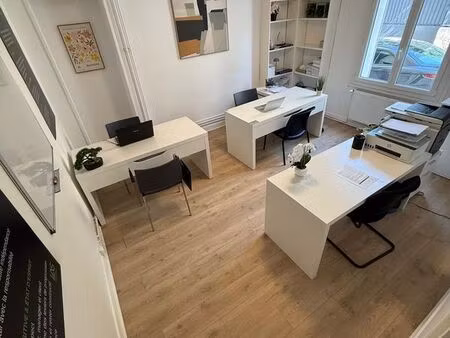 bel espace de 100 m² à louer – centre-ville de maisons-laffitte