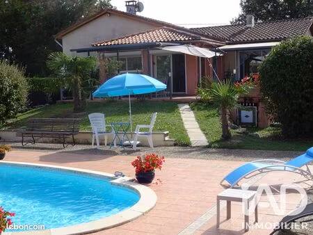 propriété 8 pièces 112 m²