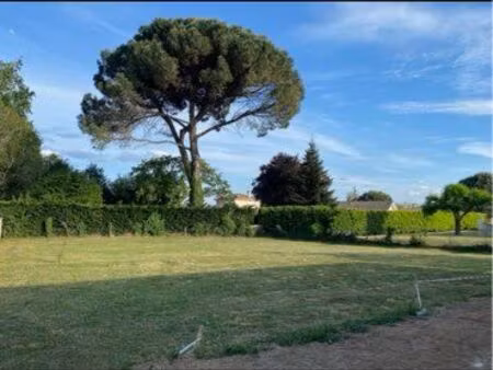 terrain 700 m2 saucats