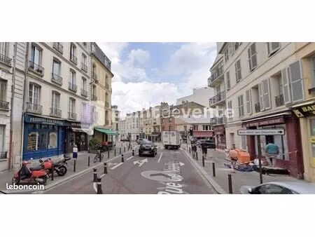 local commercial 90 m²