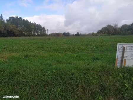 4 terrains à bâtir plat (libre de constructeur)