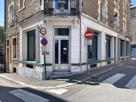 local commercial 68 m²