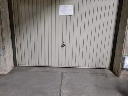 garage/box 14 m² lillebonne