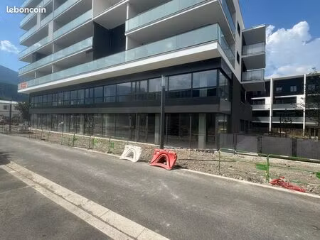 local commercial neuf 85 m² – futur pôle santé – l'étoile  le pont-de-claix