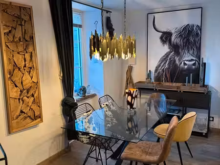 vend murs local commercial et 2 appartements indépendants