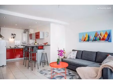 appartement t2 meublé + parking