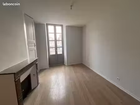 appartement t3 de 70m2 rénové à neuf  centre-ville de nérac (47600)