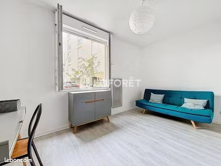 studio 1 pièce 20 m²