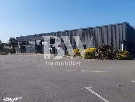 local commercial 600 m² guilers