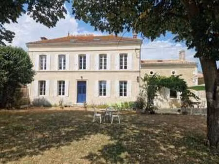 vente maison à courcelles (17400) : à vendre / 160m² courcelles