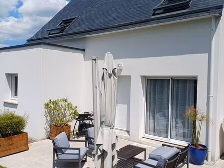 location maison avec garage et jardin aménagé - 5 pièces - quimper 29000