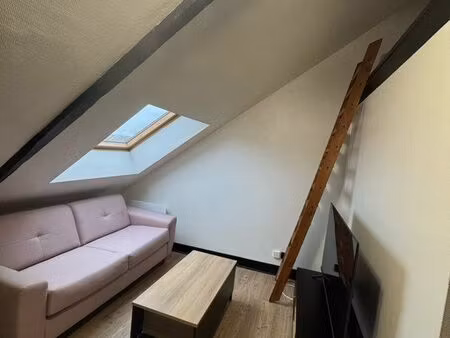 charmant t2 meublé de 24 m² – haute ville de quimperlé – disponible immédiatement